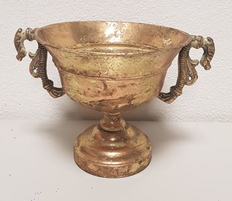 Antique gold cup rental in Milan Italy